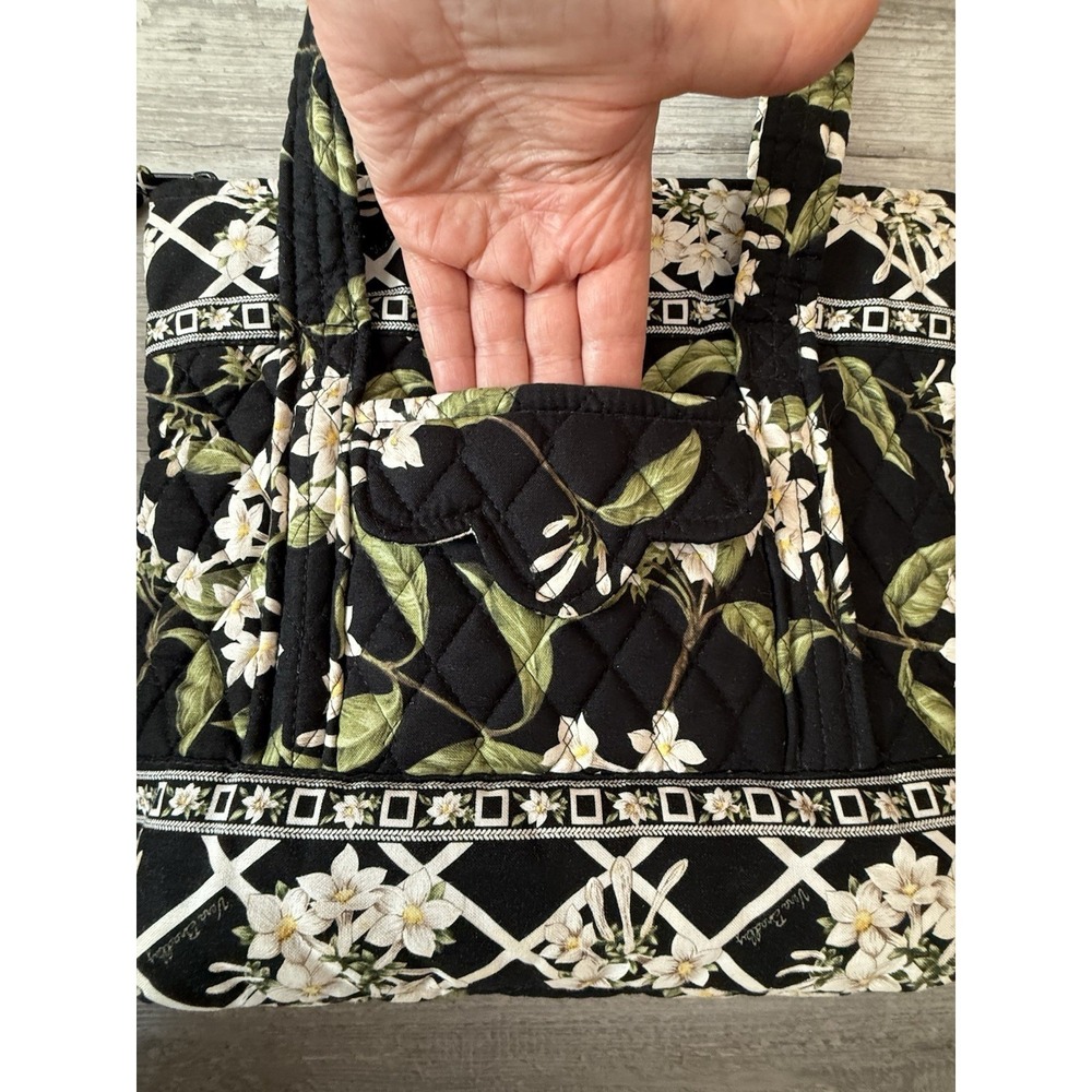 Retired Vera Bradley Black Jasmine Floral Quilted Medium Tote & Makeup Bag EUC - Picture 4 of 16